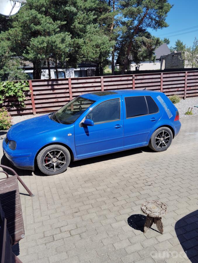 Volkswagen Golf 4 generation wagon