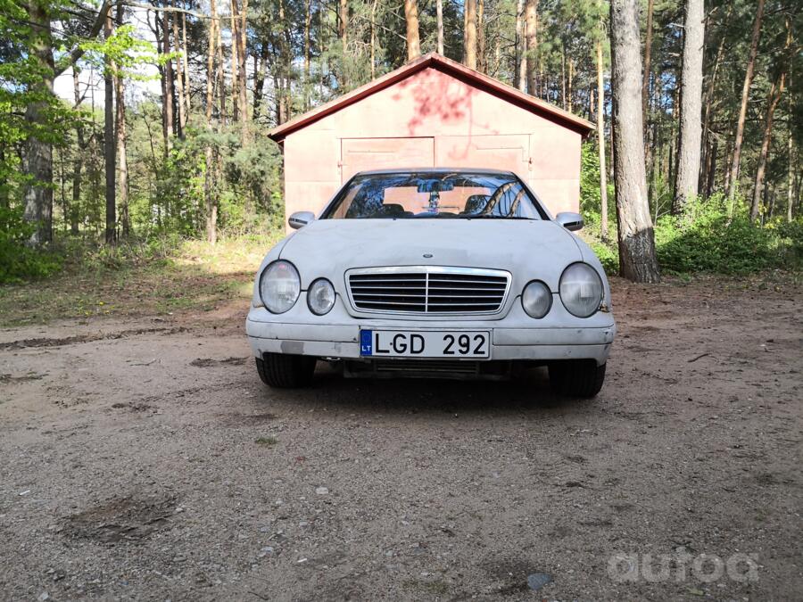 Mercedes-Benz CLK-Class C208 Coupe