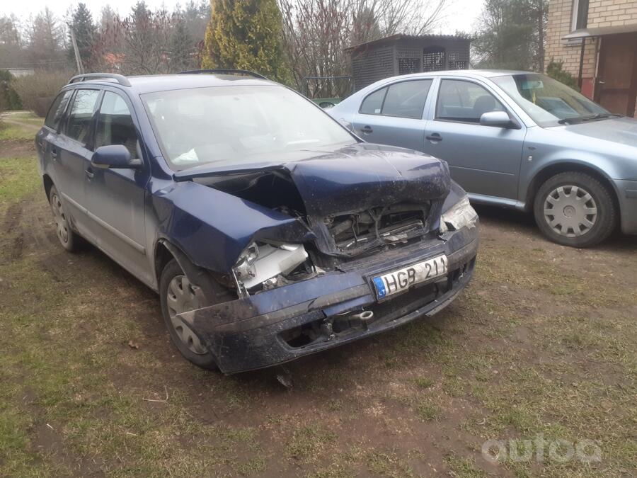 Skoda Octavia 2 generation Combi RS wagon 5-doors
