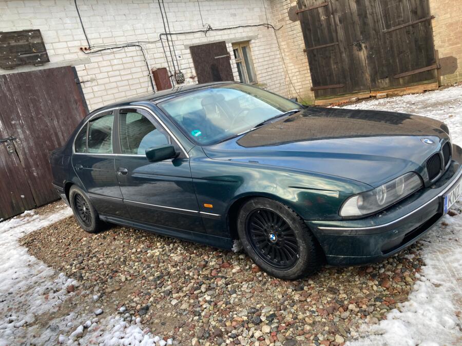 BMW 5 Series E39 Sedan 4-doors