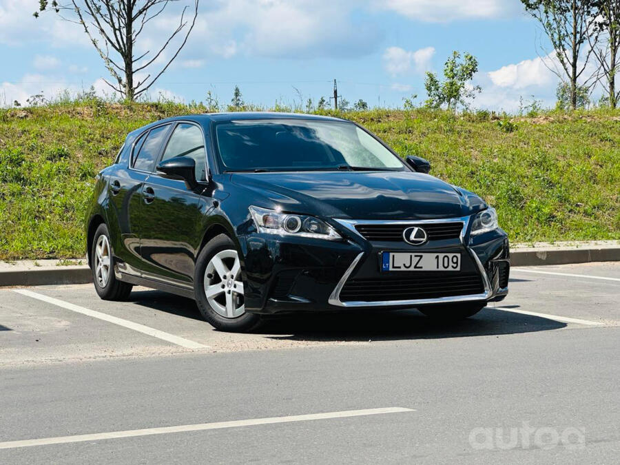 Lexus CT 1 generation [restyling] Hatchback 5-doors