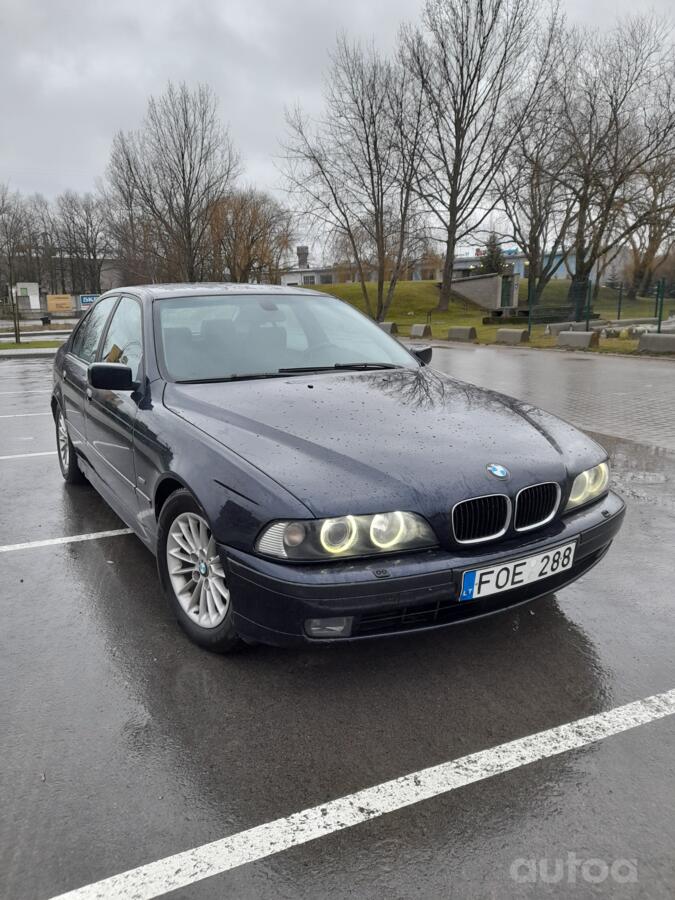 BMW 5 Series E39 Sedan 4-doors