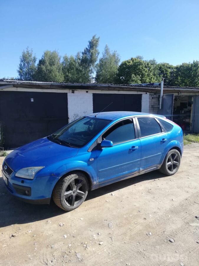 Ford Focus 1 generation [restyling] Hatchback 5-doors