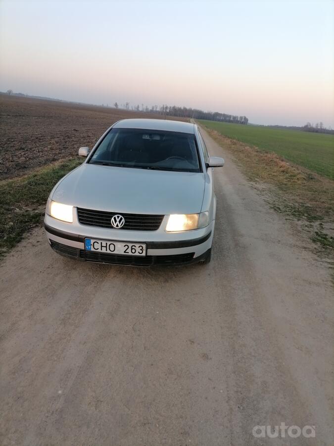 Volkswagen Passat B5 Sedan 4-doors
