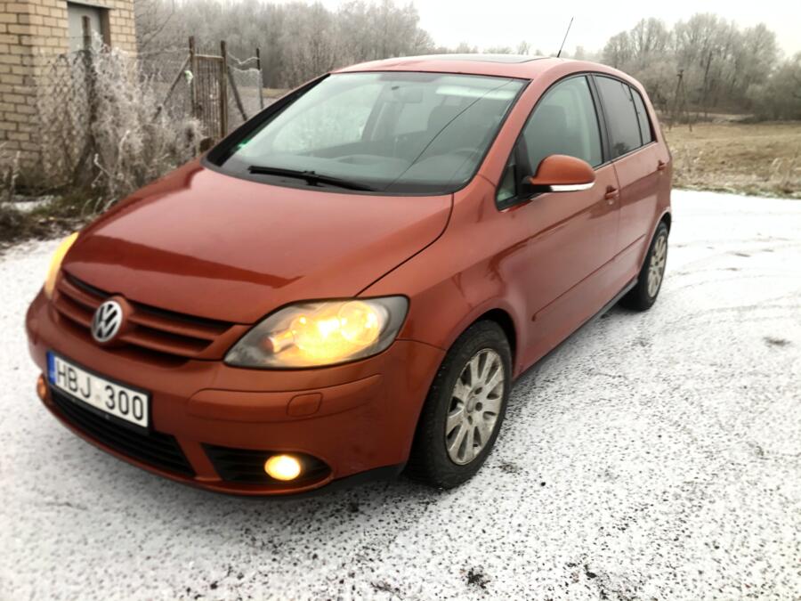 Volkswagen Golf Plus 1 generation