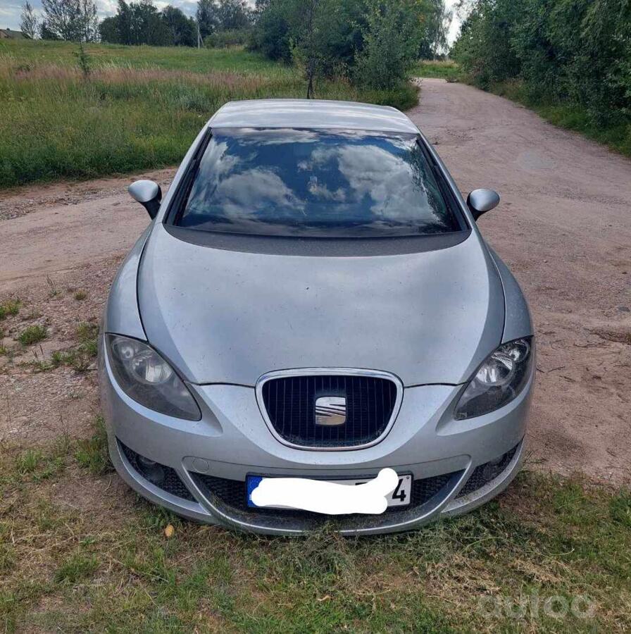 SEAT Leon 2 generation Hatchback 5-doors