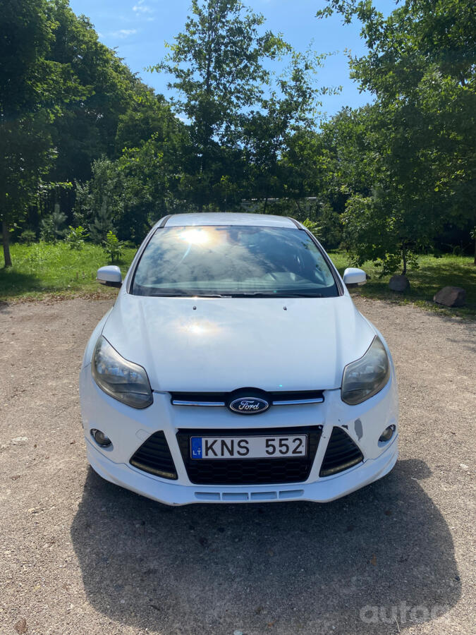 Ford Focus 3 generation Hatchback 5-doors