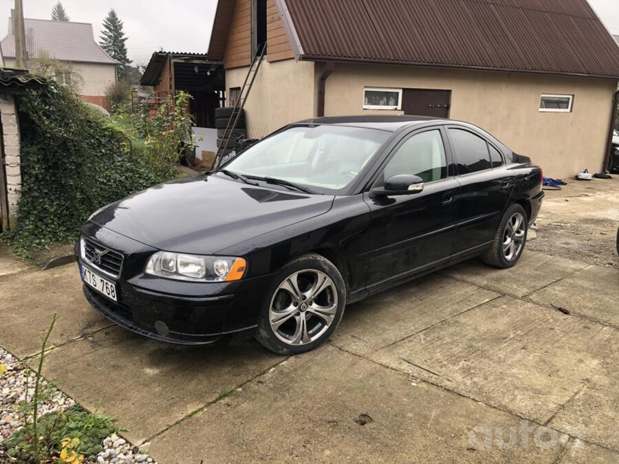 Volvo S60 1 generation [restyling] Sedan