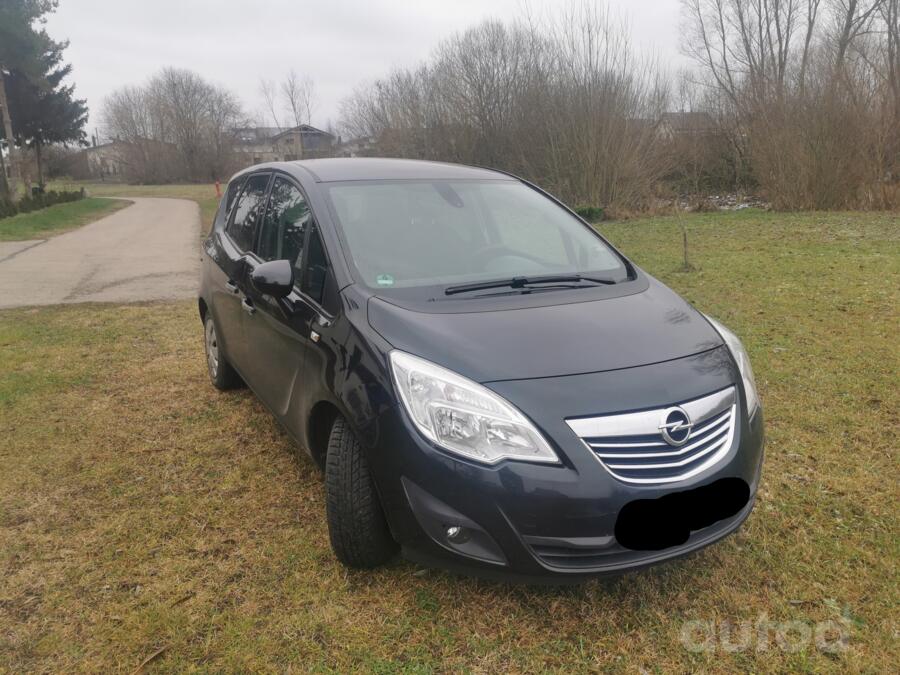 Opel Meriva 2 generation Minivan