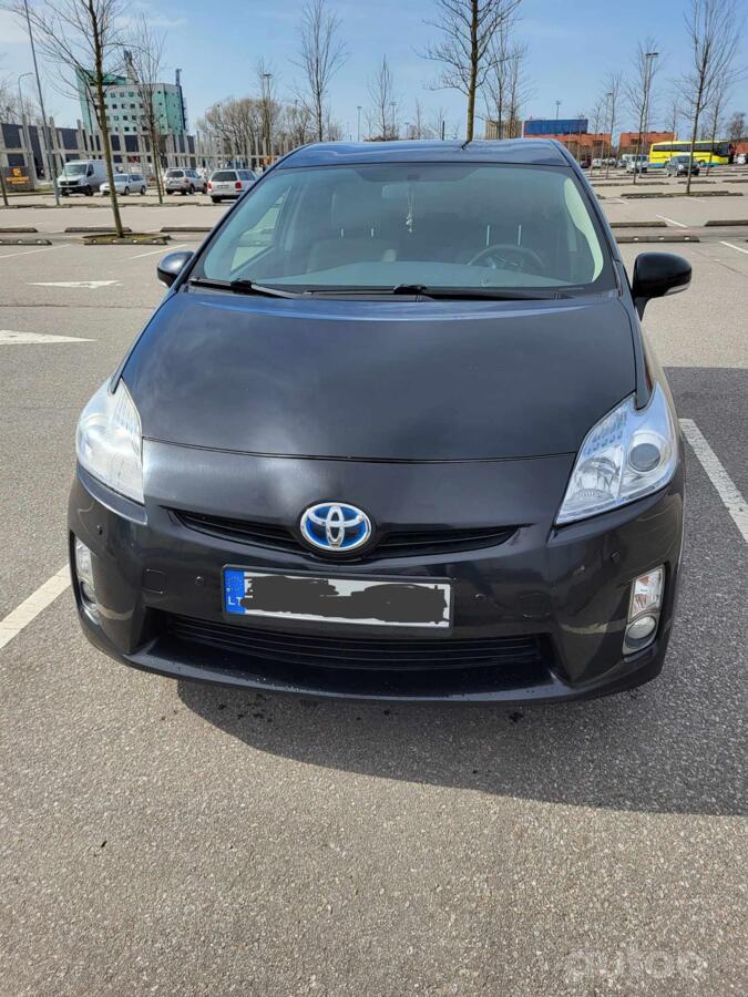 Toyota Prius 3 generation [restyling] Hatchback