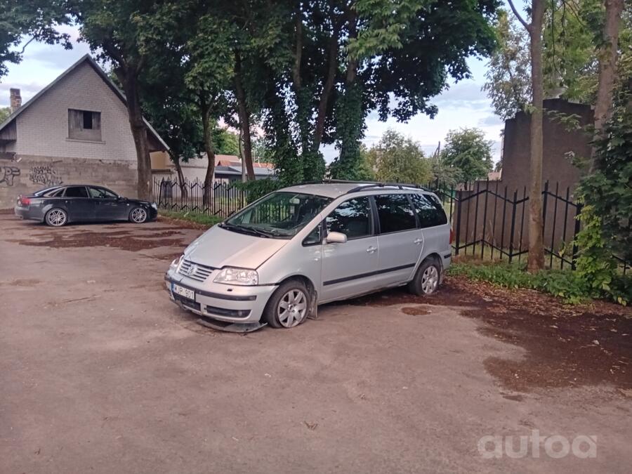 Volkswagen Sharan 1 generation [restyling] Minivan