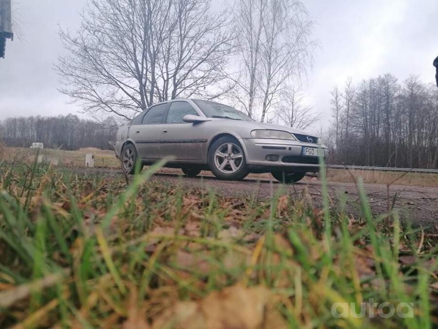 Opel Vectra B Hatchback