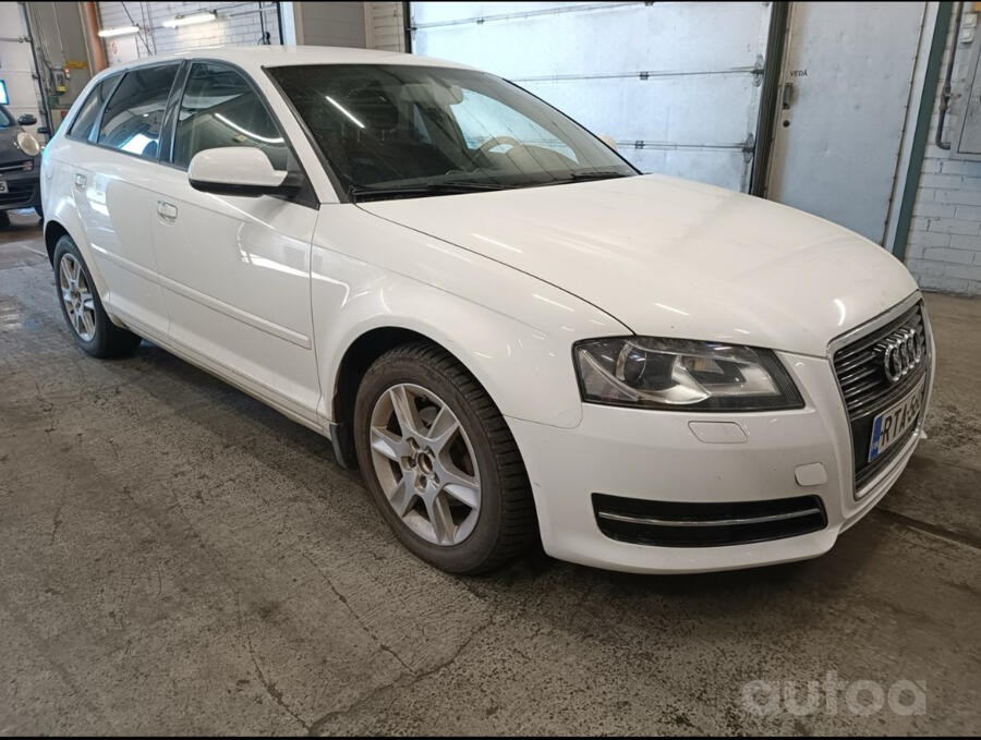 Audi A3 8P/8PA [2th restyling] Sportback hatchback 5-doors