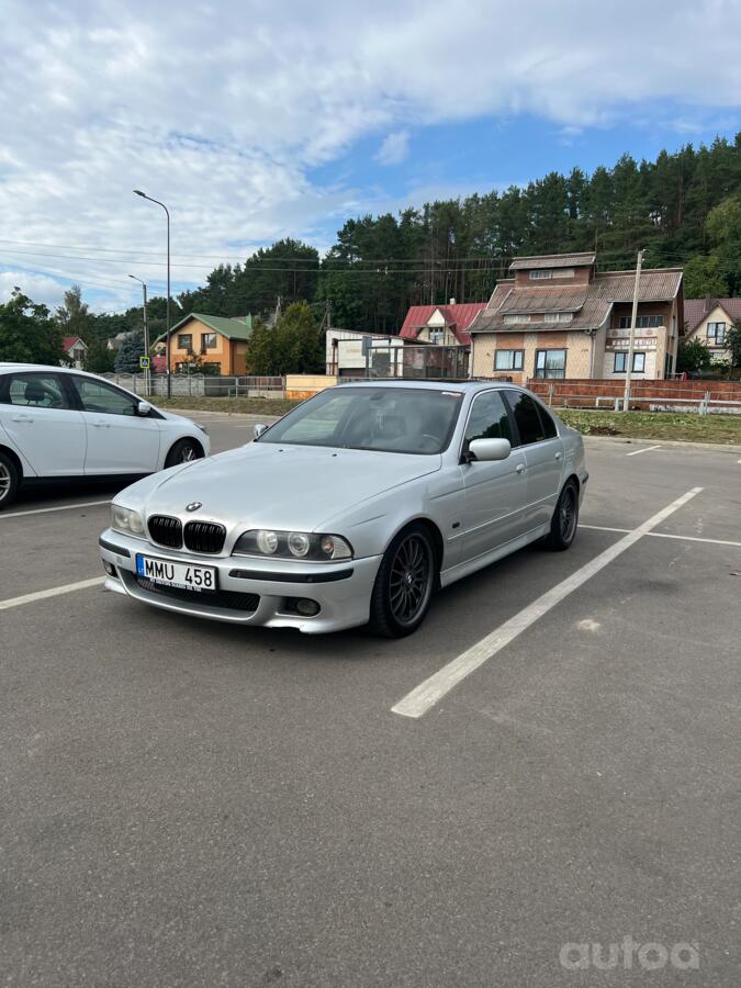 BMW 5 Series E39 Sedan 4-doors