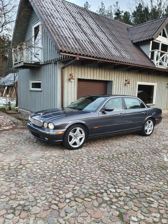 Jaguar XJ X350 Sedan 4-doors