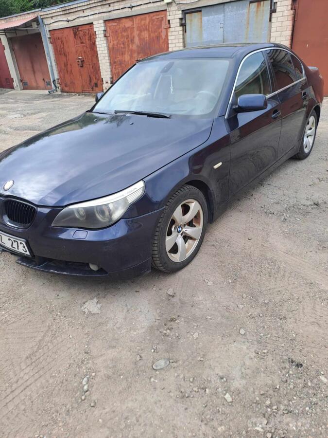 BMW 5 Series E60/E61 Sedan