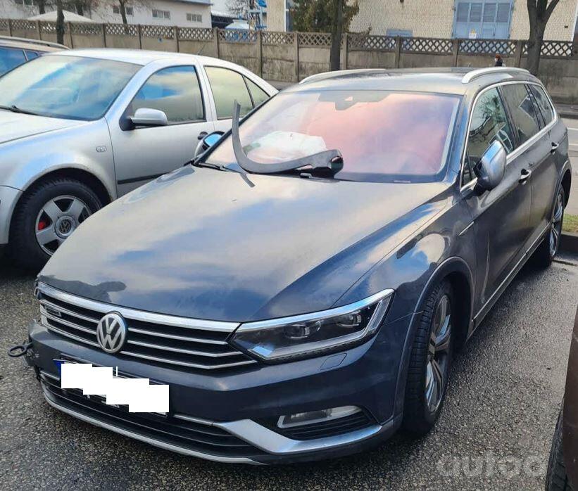Volkswagen Passat B8 Alltrack wagon 5-doors