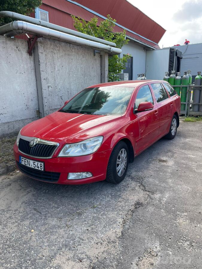 Skoda Octavia 2 generation [restyling] Combi wagon 5-doors