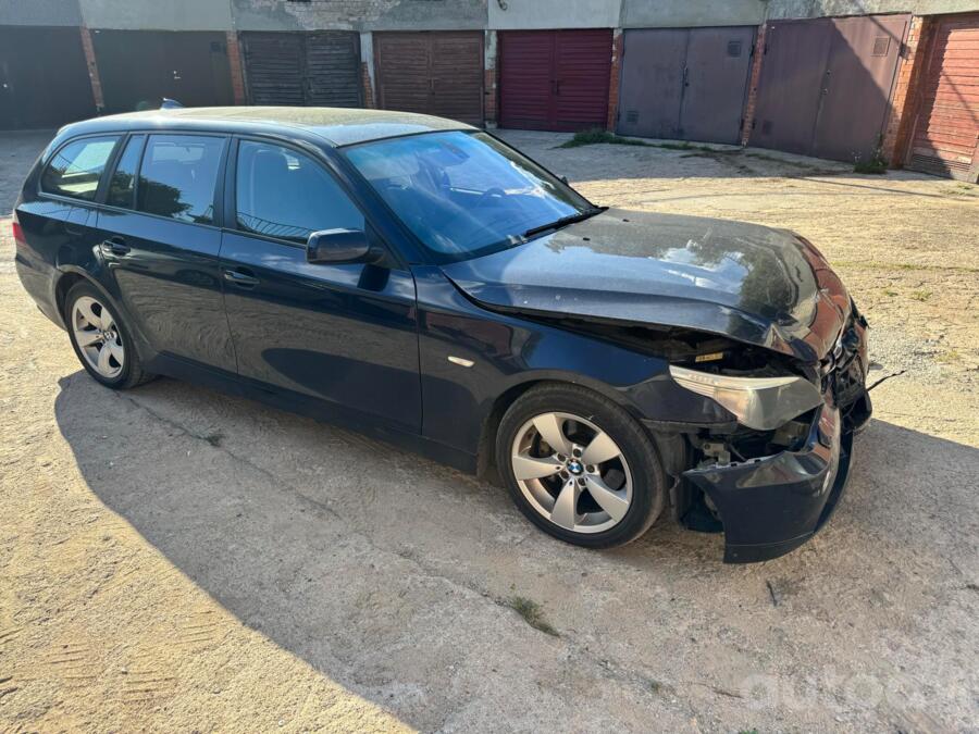 BMW 5 Series E60/E61 Touring wagon