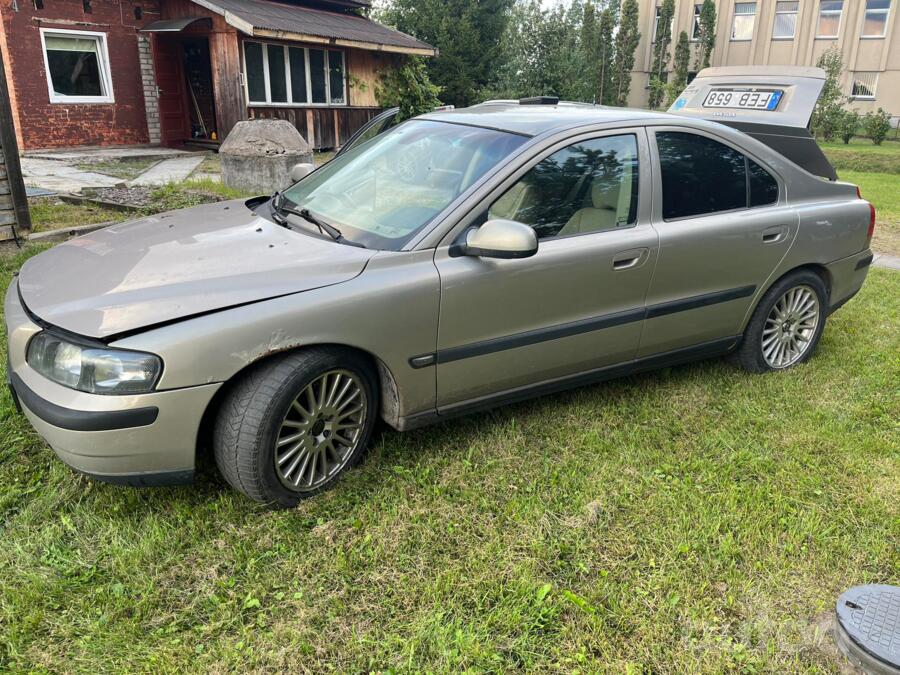 Volvo S60 1 generation Sedan