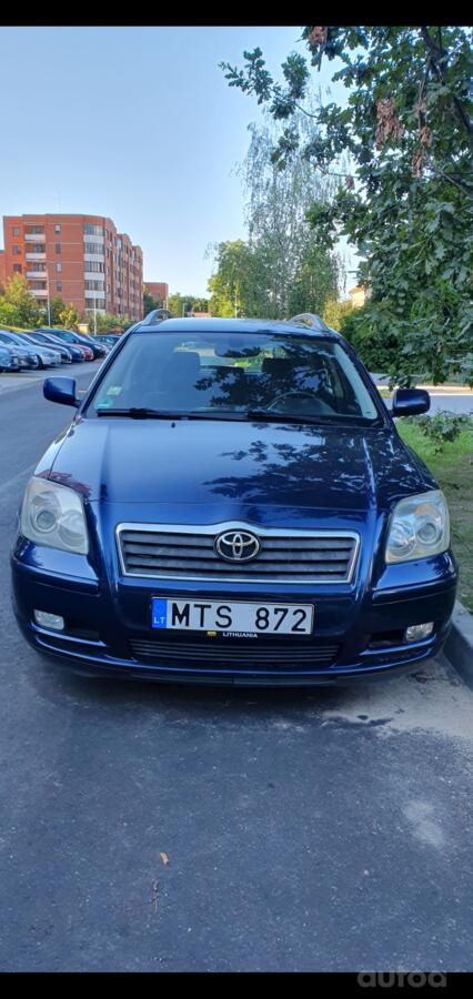 Toyota Avensis 2 generation wagon