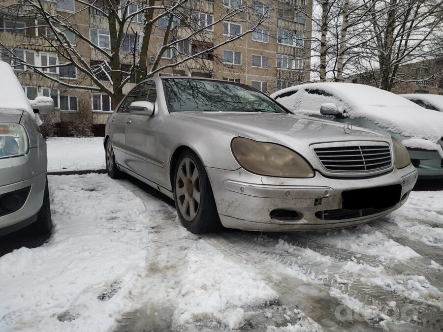 Mercedes-Benz S-Class W220 Sedan