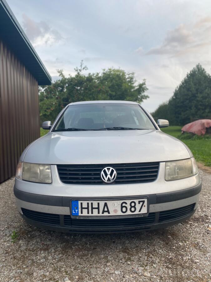 Volkswagen Passat B5 Sedan 4-doors