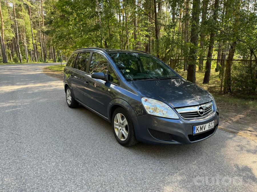 Opel Zafira B Minivan 5-doors