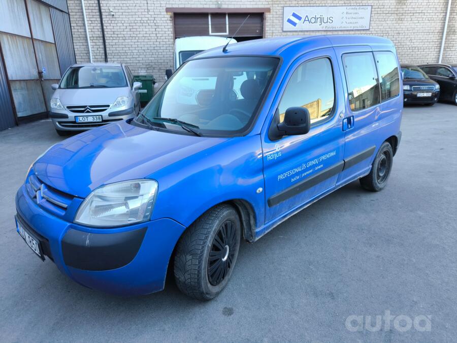 Citroen Berlingo 1 generation [restyling] First minivan