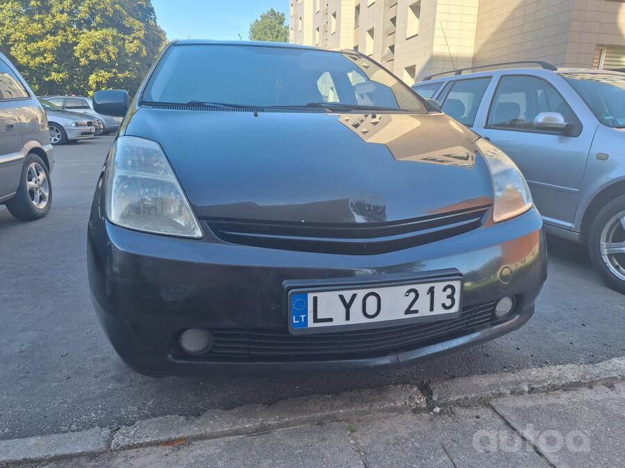 Toyota Prius 2 generation Hatchback