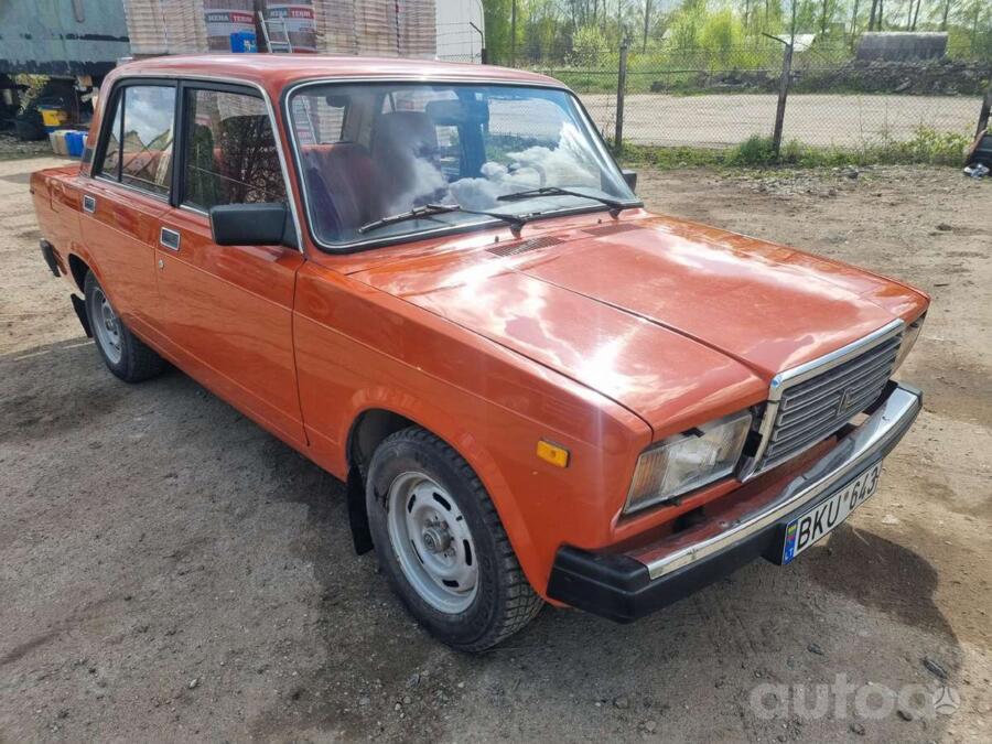 LADA (VAZ) 2107
