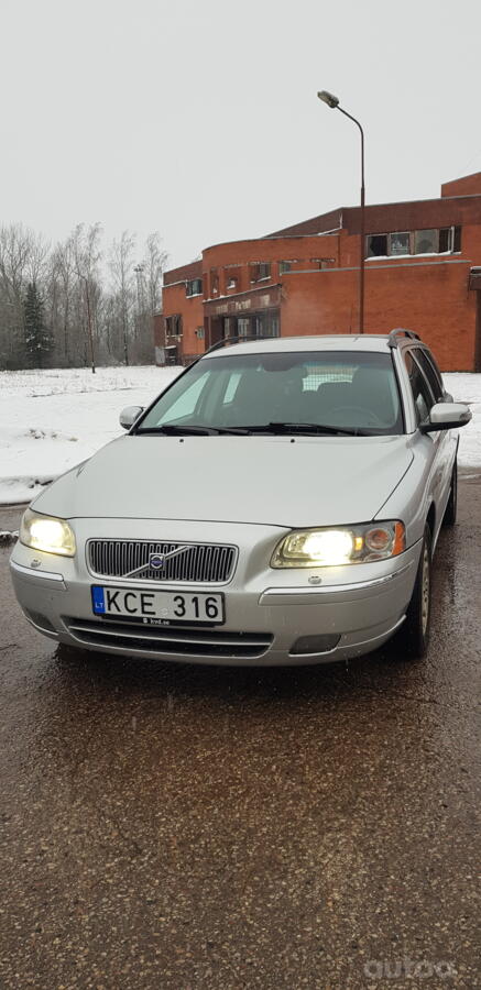 Volvo V70 2 generation [restyling] wagon 5-doors