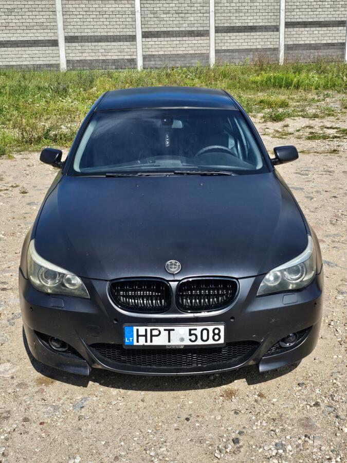 BMW 5 Series E60/E61 Sedan