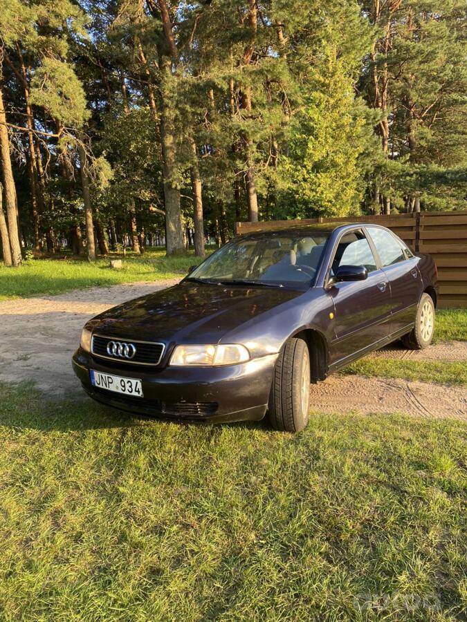 Audi A4 B5 [restyling] Sedan