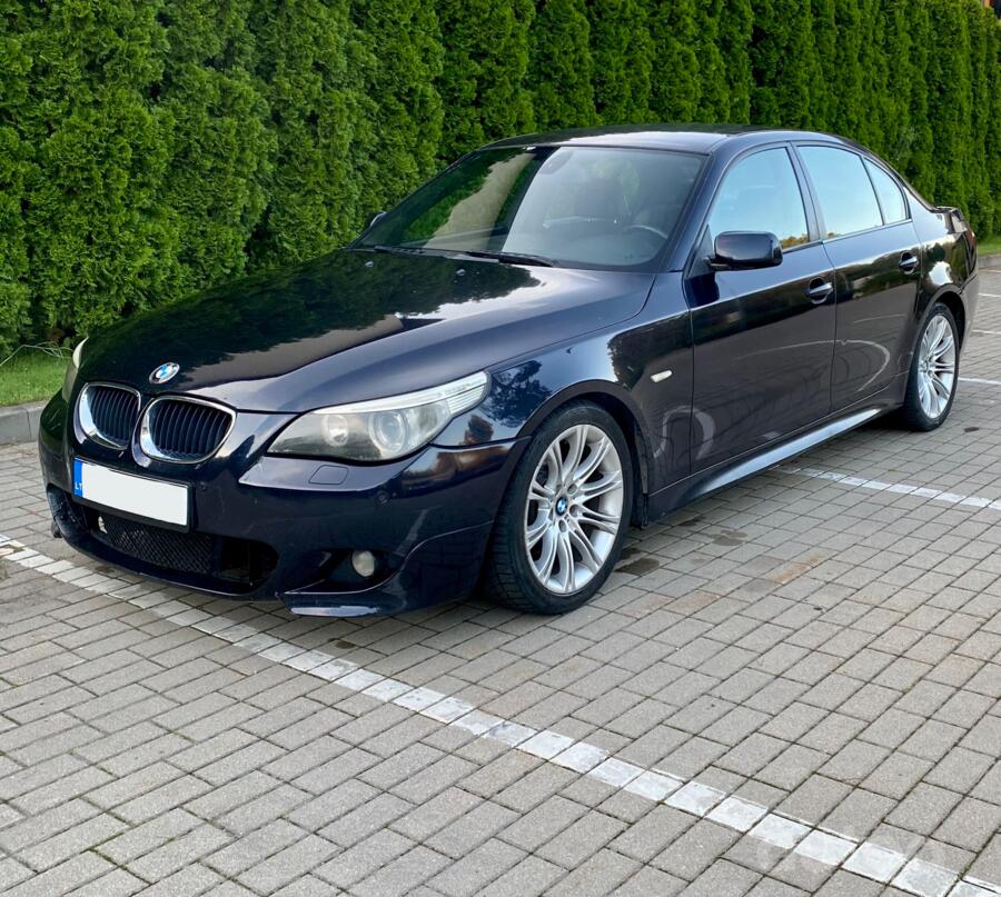 BMW 5 Series E60/E61 Sedan