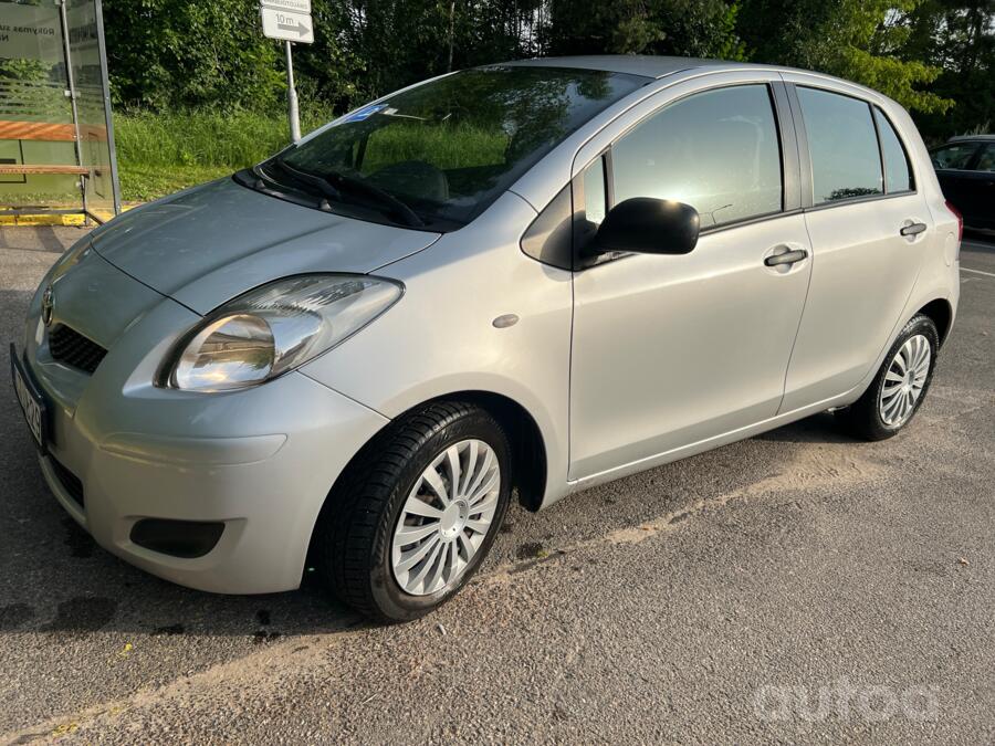 Toyota Yaris 2 generation [restyling]