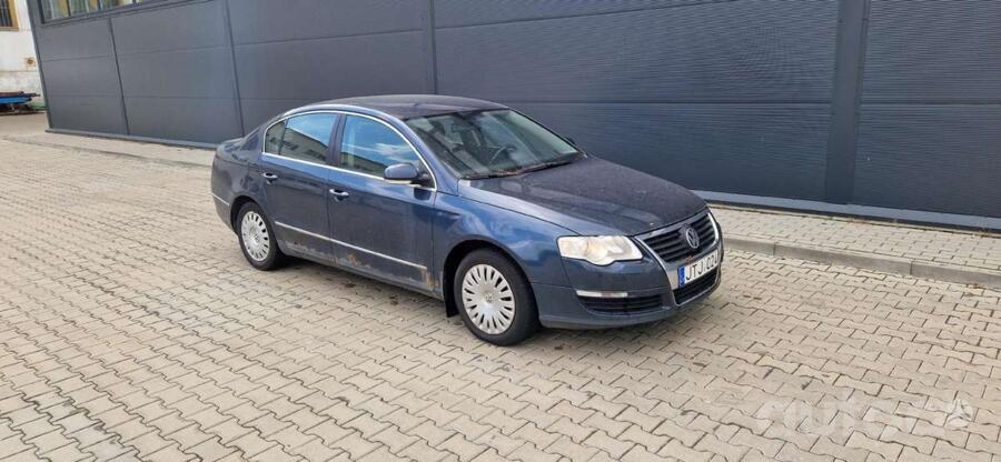 Volkswagen Passat B6 Sedan 4-doors