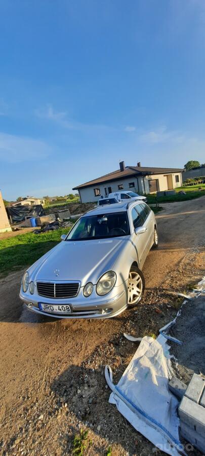 Mercedes-Benz E-Class W211 Sedan