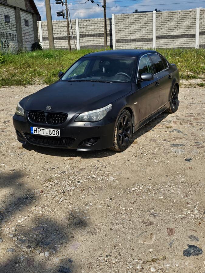 BMW 5 Series E60/E61 Sedan
