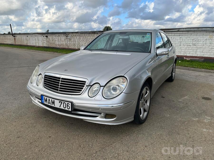 Mercedes-Benz E-Class W211 Sedan