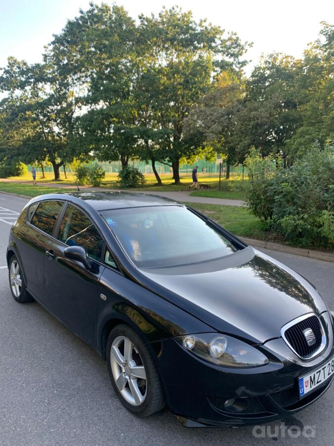 SEAT Leon 2 generation Hatchback 5-doors