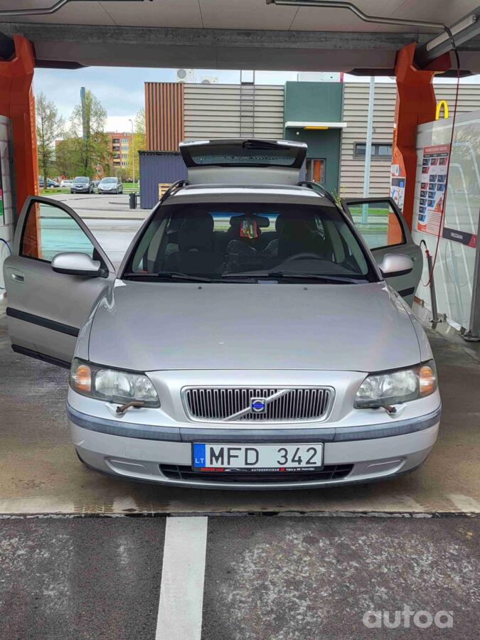 Volvo V70