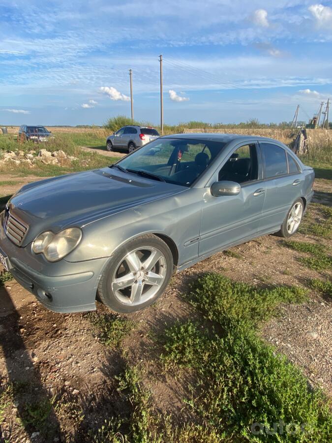 Mercedes-Benz C-Class W203/S203/CL203 Sedan 4-doors
