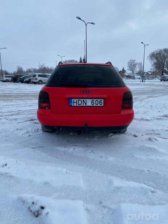 Audi A4 B5 Avant wagon 5-doors