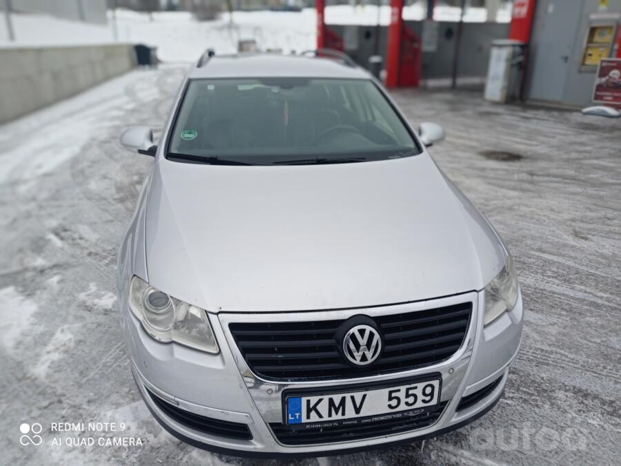 Volkswagen Passat B6 wagon 5-doors
