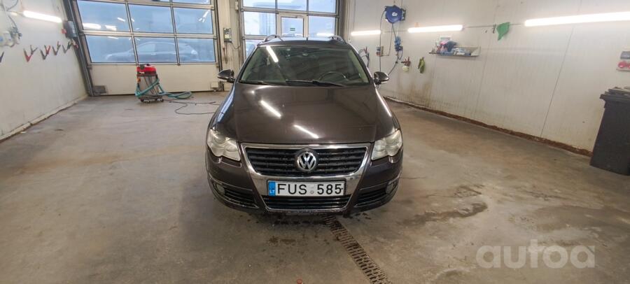 Volkswagen Passat B6 wagon 5-doors
