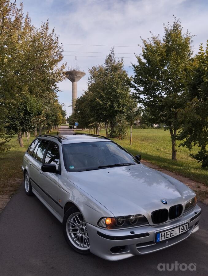 BMW 5 Series E39 Touring wagon