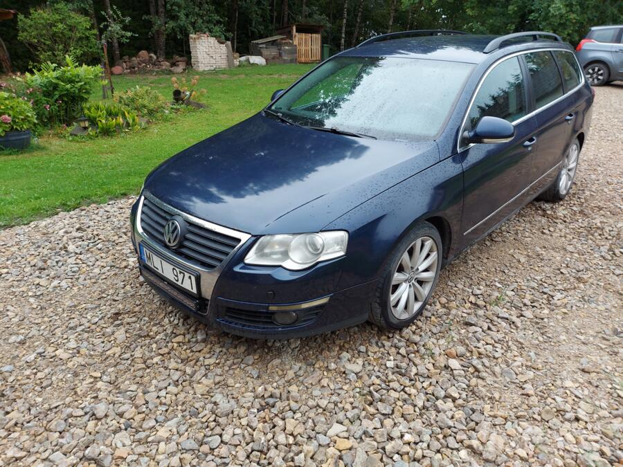 Volkswagen Passat B6 wagon 5-doors