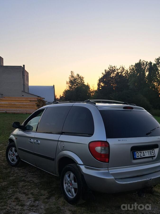 Dodge Caravan 4 generation Grand minivan 5-doors