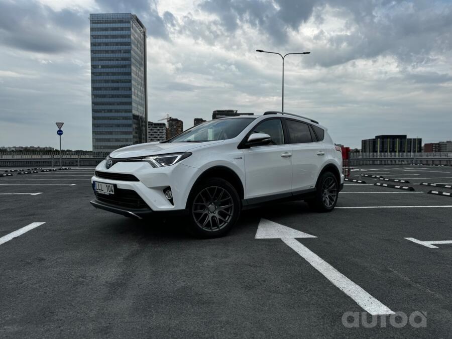 Toyota RAV 4 4 generation (XA40) [restyling]